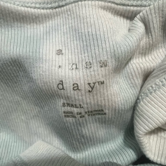 A New Day tye dye tank top tight fit women’s - Picture 2 of 3